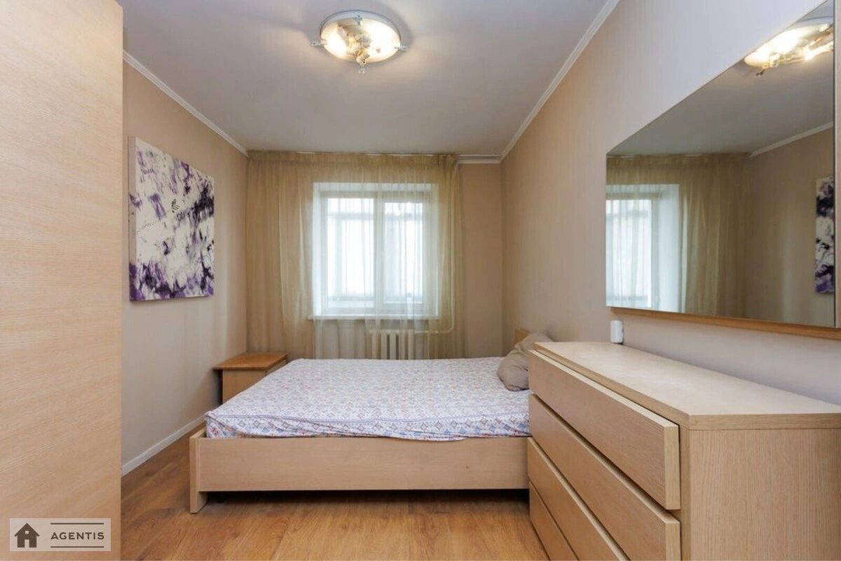 Здам квартиру. 3 rooms, 70 m², 6th floor/9 floors. 59, Січових Стрільців 59, Київ. 