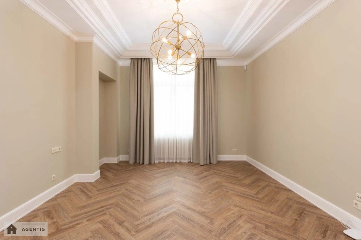 Apartment for rent. 4 rooms, 270 m², 4th floor/11 floors. 9, Mykhayla Hrushevskoho vul., Kyiv. 