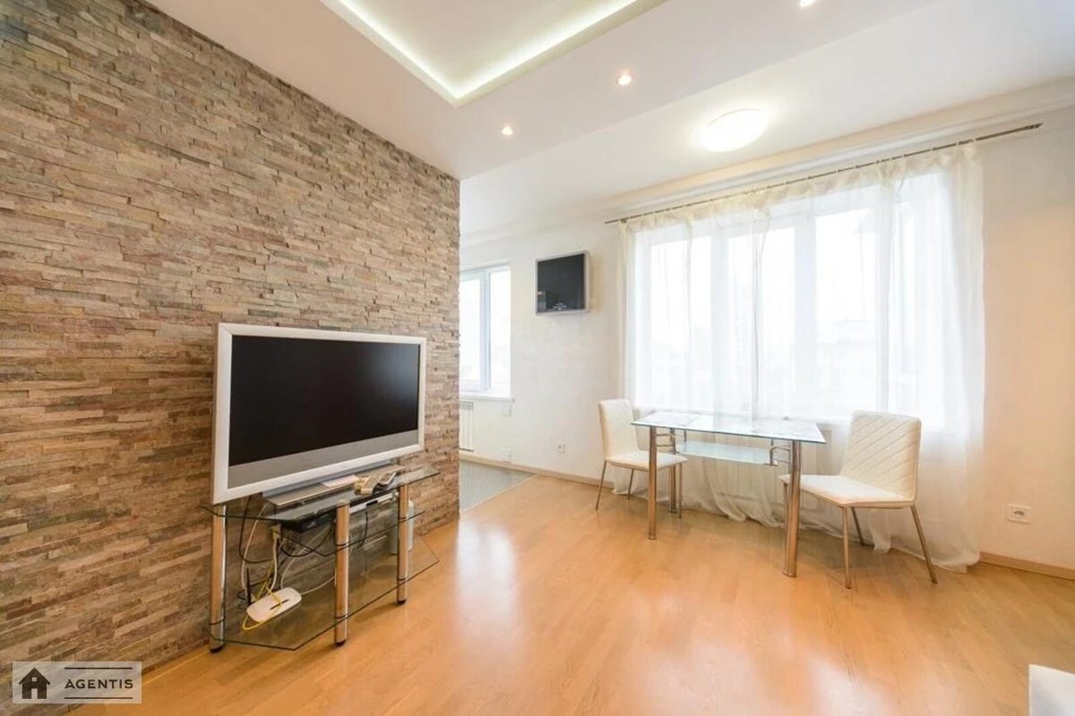 Apartment for rent. 2 rooms, 50 m², 8th floor/9 floors. Lesi Ukrayinky, Kyiv. 