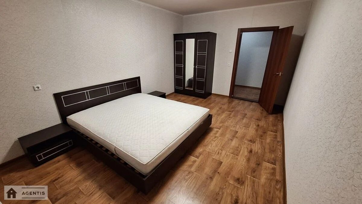 Здам квартиру. 2 rooms, 77 m², 1st floor/24 floors. 11, Ясинуватський 11, Київ. 
