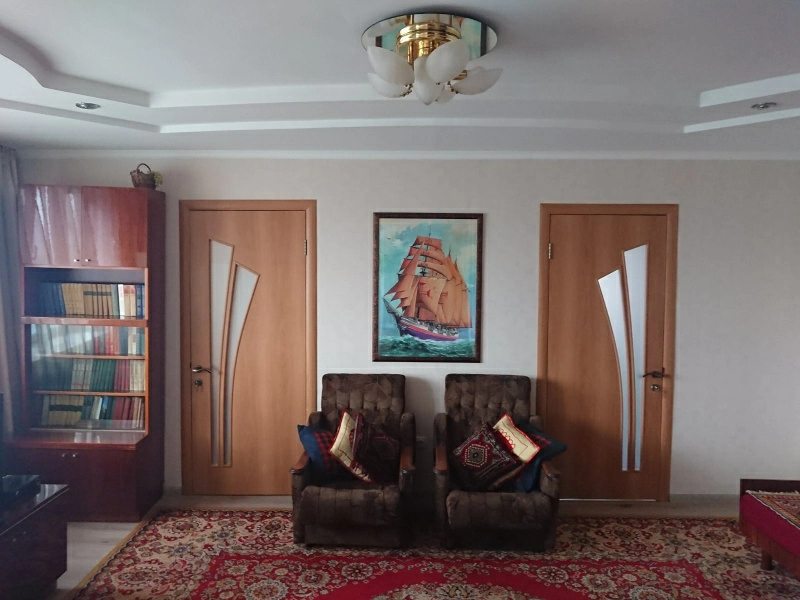 Продаж квартири. 3 rooms, 51 m², 2nd floor/2 floors. 81, Центральная, Вишенки. 