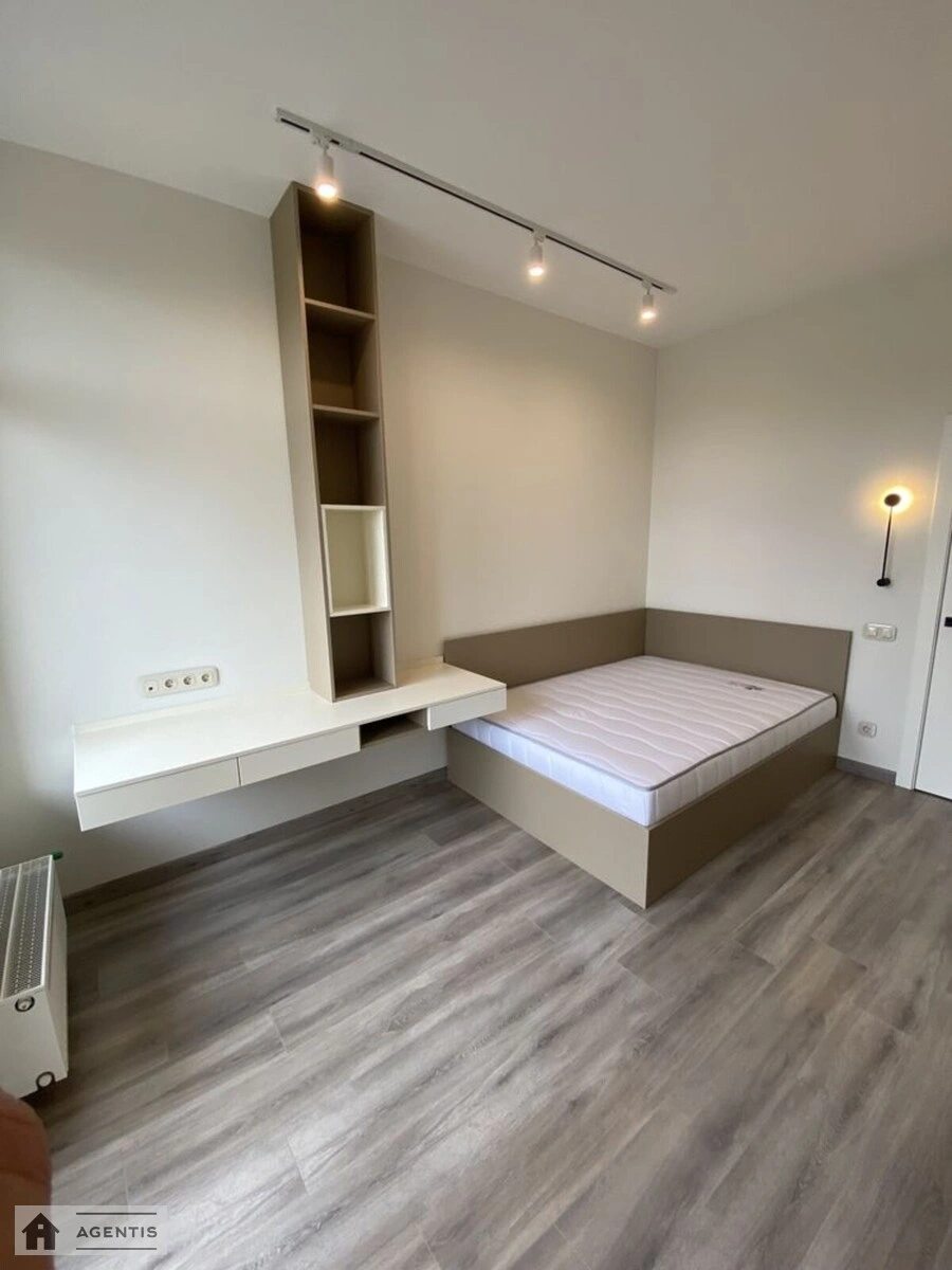 Здам квартиру. 3 rooms, 98 m², 9th floor/12 floors. 19, Михайла Бойчука вул. (Васо Кіквідзе), Київ. 