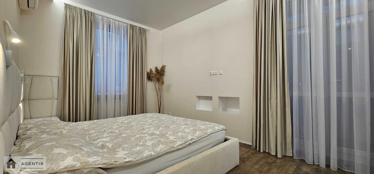 Сдам квартиру. 2 rooms, 50 m², 5th floor/7 floors. Кловский 4, Киев. 
