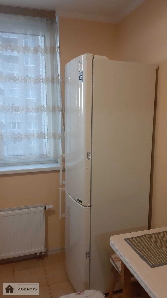 Apartment for rent. 2 rooms, 56 m², 20 floor/26 floors. Solomiyi Krushelnytskoyi vul., Kyiv. 