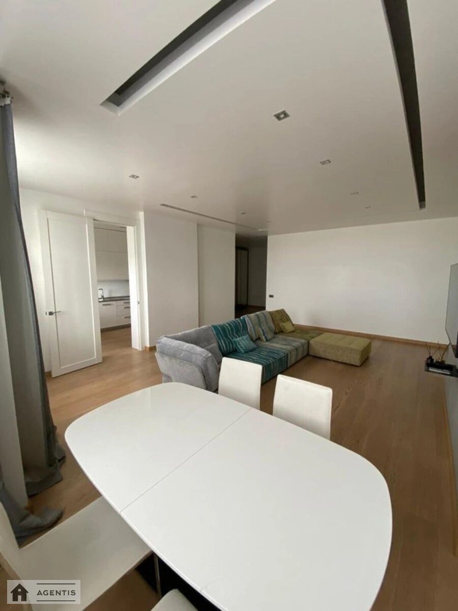Apartment for rent. 3 rooms, 135 m², 24 floor/32 floors. 118, Zhylyanska 118, Kyiv. 