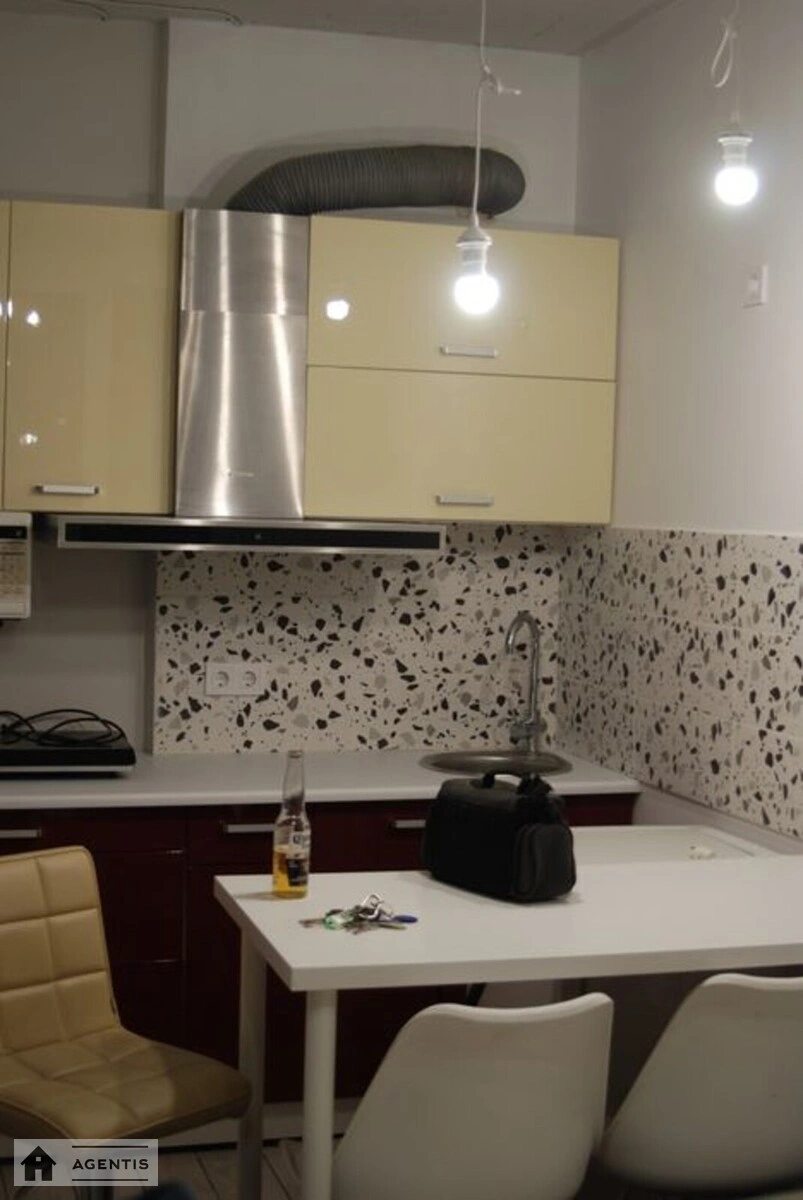 Apartment for rent. 1 room, 25 m², 21 floor/21 floors. 24, Raketna 24, Kyiv. 