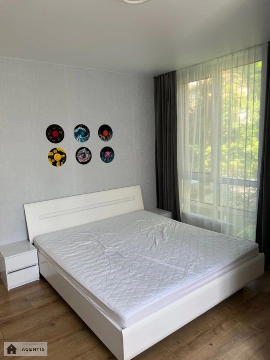 Apartment for rent. 2 rooms, 75 m², 6th floor/21 floors. 13, Glybochytcka 13, Kyiv. 