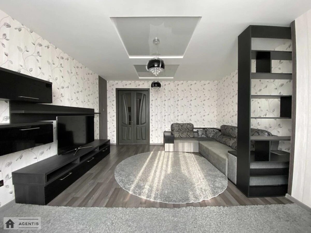 Apartment for rent. 2 rooms, 85 m², 34 floor/37 floors. 1, Sribnokilska 1, Kyiv. 