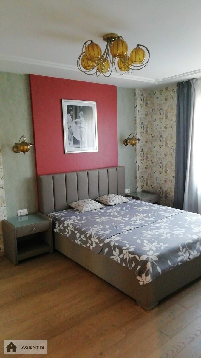 Apartment for rent. 2 rooms, 74 m², 4th floor/25 floors. 1, Khorolska 1, Kyiv. 