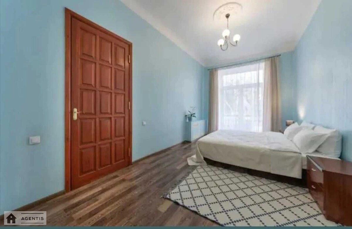 Здам квартиру. 2 rooms, 80 m², 6th floor/10 floors. Хрещатик, Київ. 