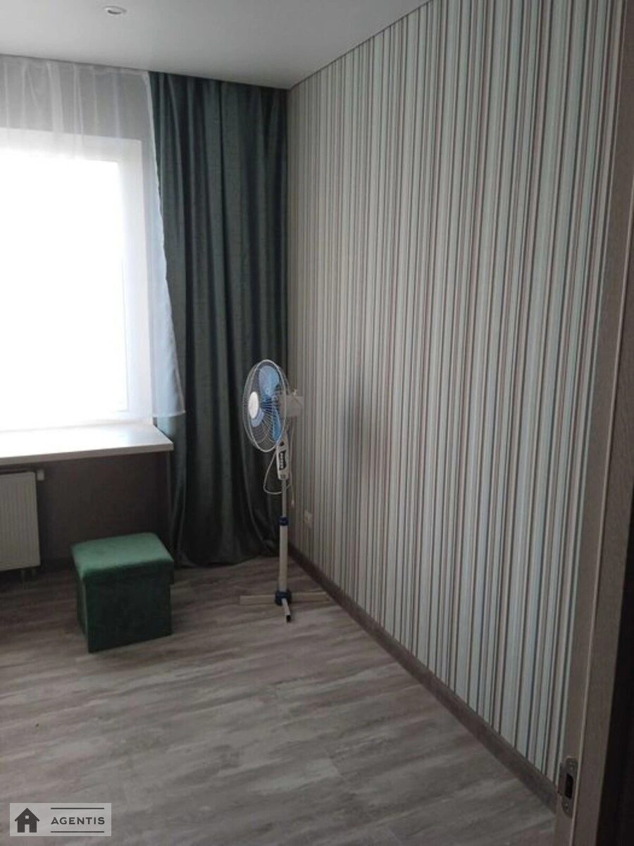 Apartment for rent. 2 rooms, 55 m², 27 floor/27 floors. Vyshnyakivska 4, Kyiv. 