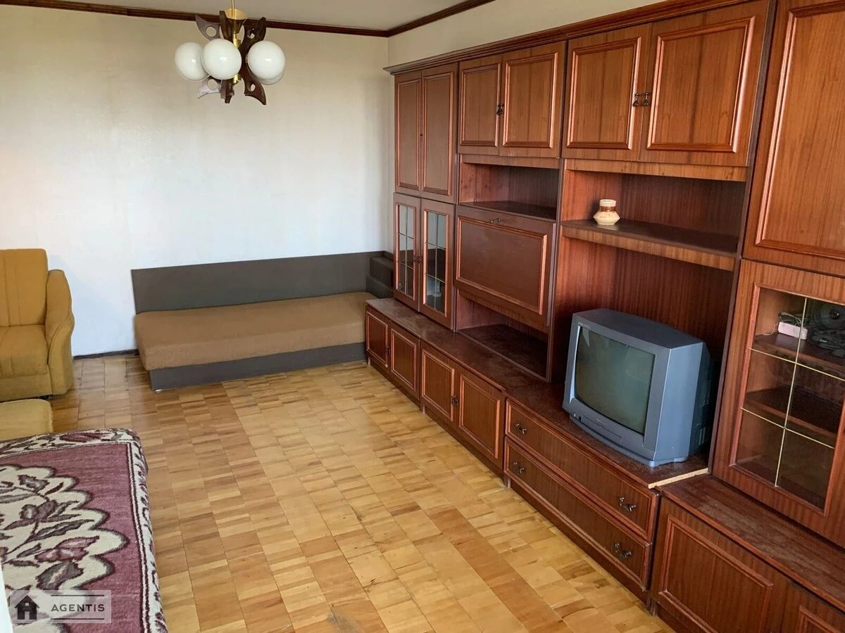 Apartment for rent. 1 room, 38 m², 7th floor/12 floors. 19, Mykoly Zakrevskoho vul., Kyiv. 