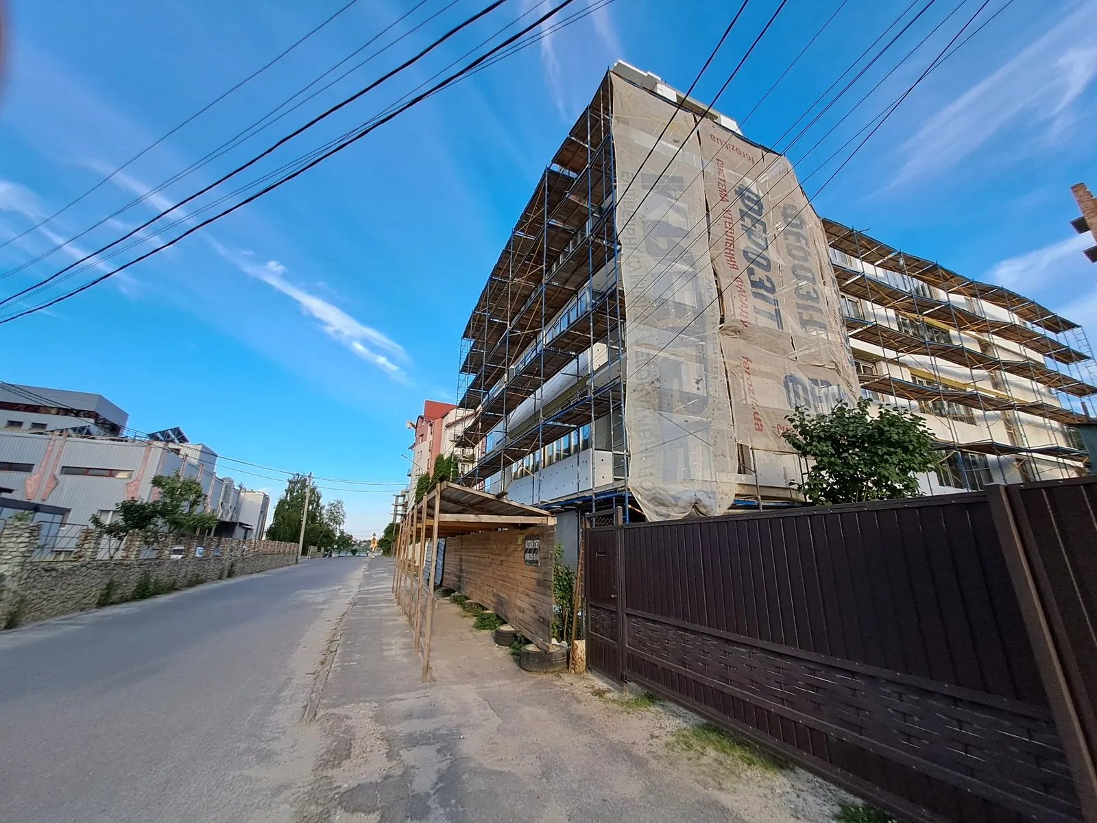 Apartments for sale. 1 room, 41 m², 2nd floor/4 floors. Druzhba, Ternopil. 