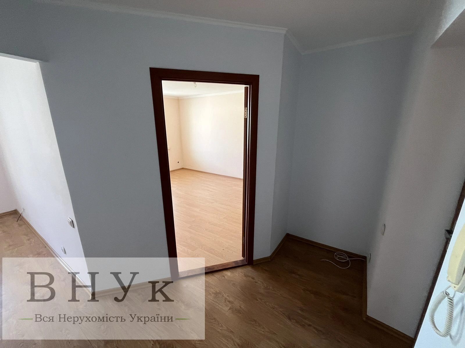 Продаж квартири 1 кімната, 43 m², 5 пов./6 поверхів. Бандери С. вул., Тернопіль. 