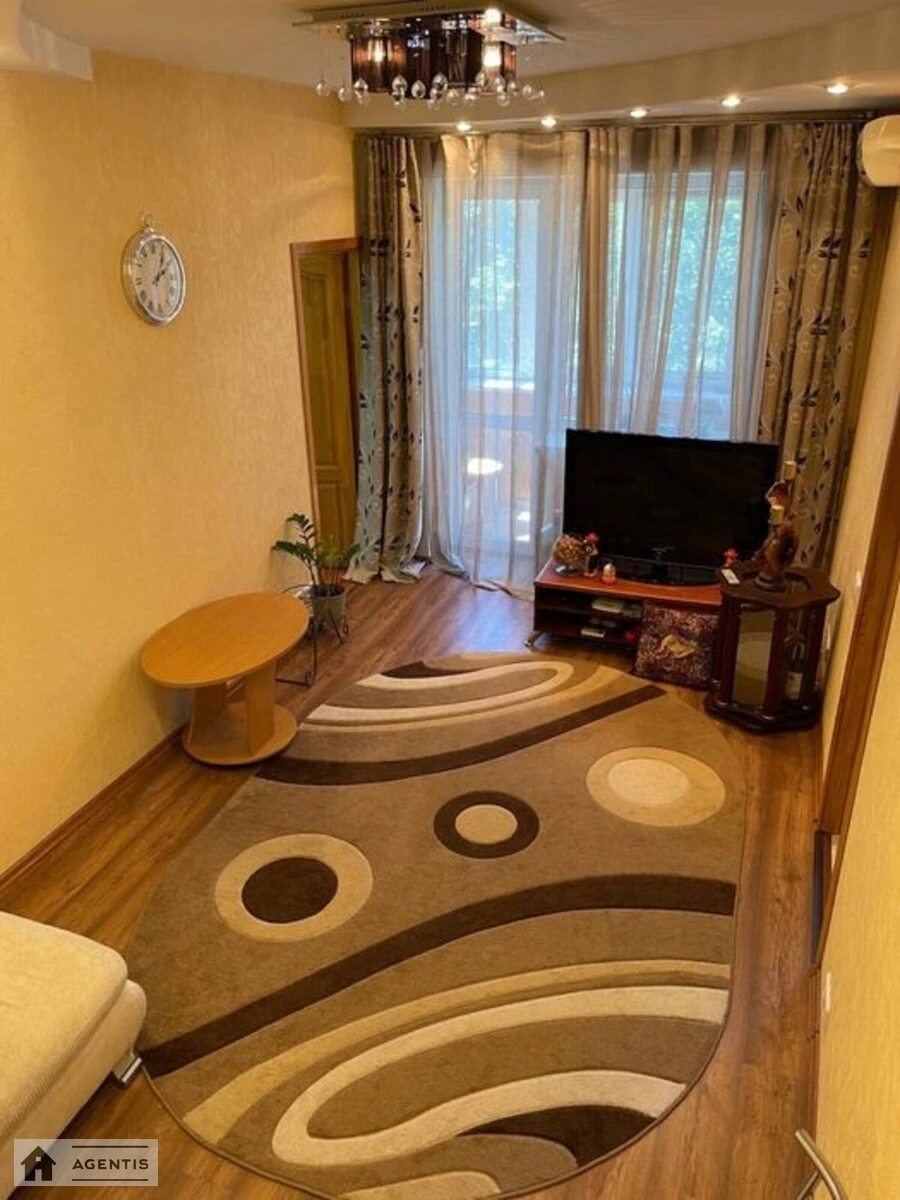 Здам квартиру. 2 rooms, 45 m², 4th floor/5 floors. 3, Бастіонна 3, Київ. 