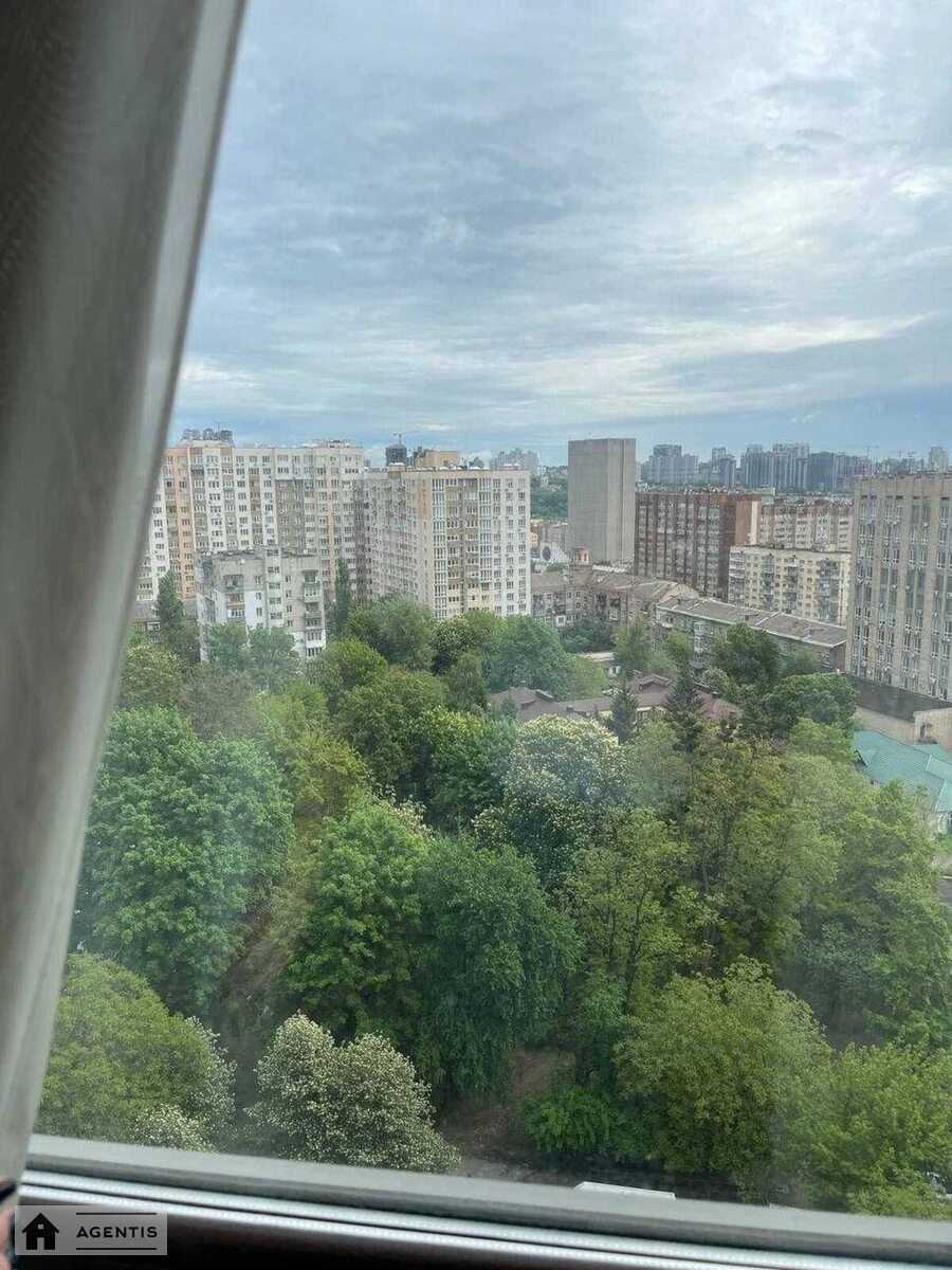 Сдам квартиру. 2 rooms, 106 m², 14 floor/26 floors. 60, Голосеевский 60, Киев. 