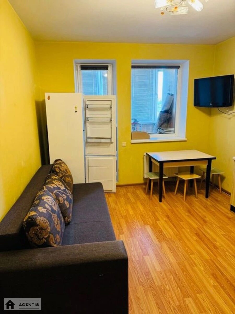 Сдам квартиру. 1 room, 59 m², 10th floor/20 floors. 13, Голосеевская 13, Киев. 