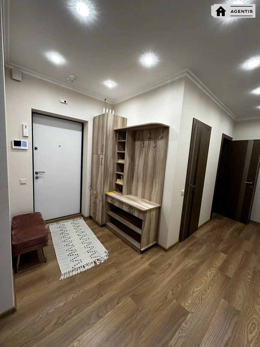 Apartment for rent. 3 rooms, 86 m², 19 floor/34 floors. 5, Beresteyskyy prosp. Peremohy, Kyiv. 
