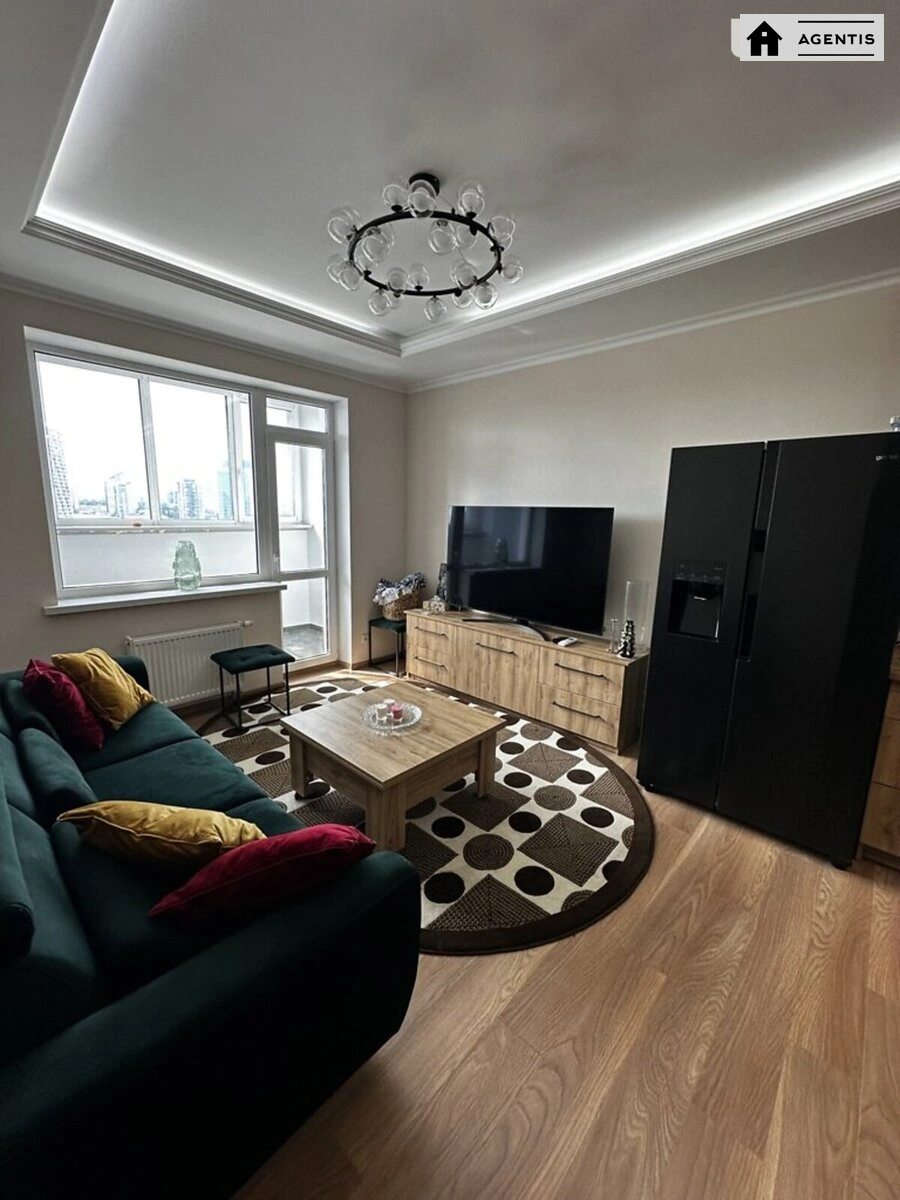 Apartment for rent. 3 rooms, 86 m², 19 floor/34 floors. 5, Beresteyskyy prosp. Peremohy, Kyiv. 