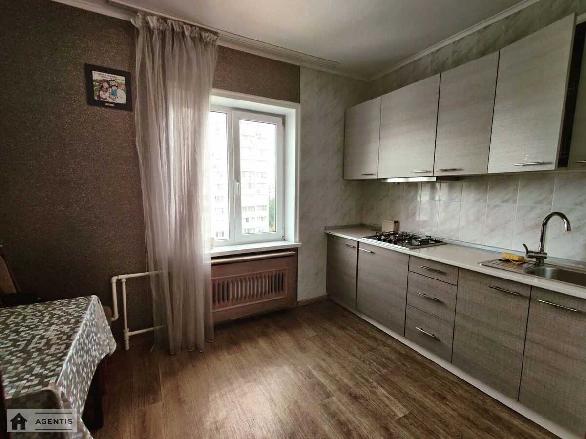 Apartment for rent. 2 rooms, 68 m², 9th floor/9 floors. 34, Arkhitektora Verbytskoho vul., Kyiv. 