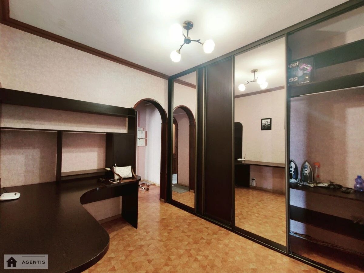 Apartment for rent. 2 rooms, 68 m², 9th floor/9 floors. 34, Arkhitektora Verbytskoho vul., Kyiv. 
