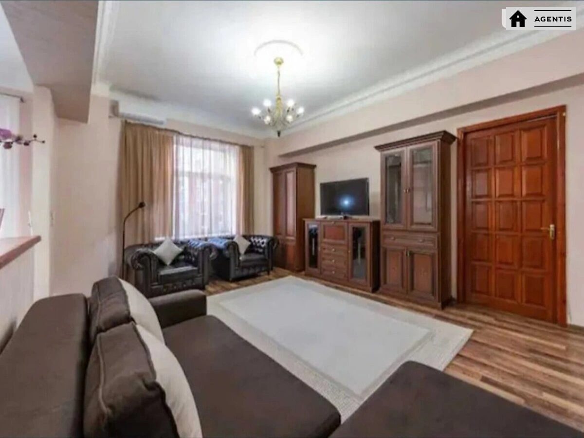 Apartment for rent. 2 rooms, 80 m², 6th floor/10 floors. 27, Hreschatyk 27, Kyiv. 