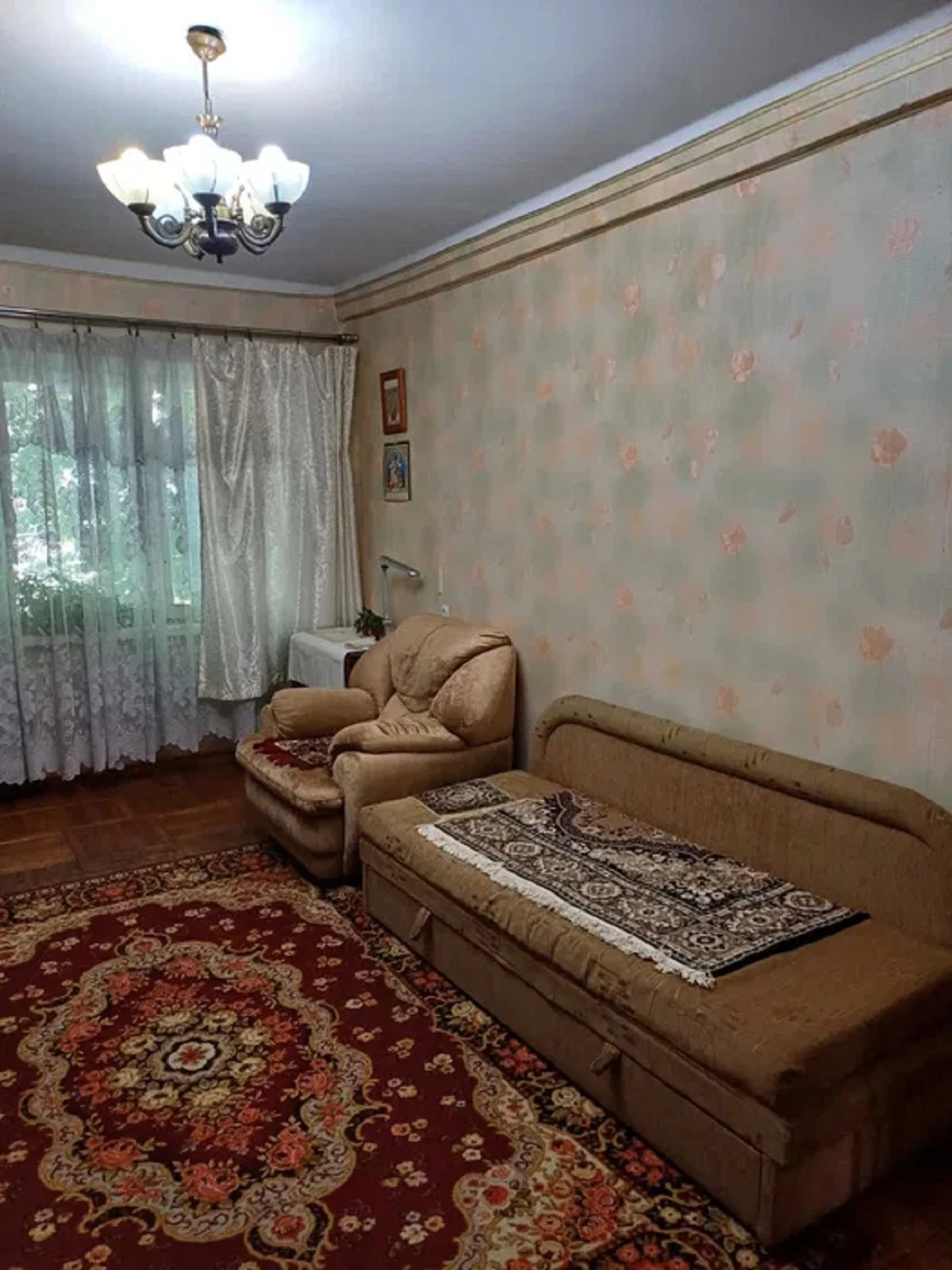 Продаж квартири 2 кімнати, 49 m², 3 пов./5 поверхів. 42, Героев Крут ул. (Терешковой), Одеса. 