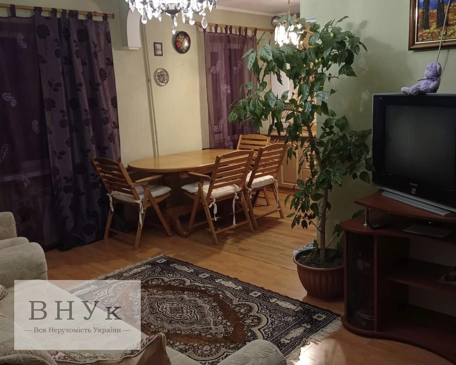 Apartments for sale. 2 rooms, 45 m², 5th floor/6 floors. Ruska vul., Ternopil. 