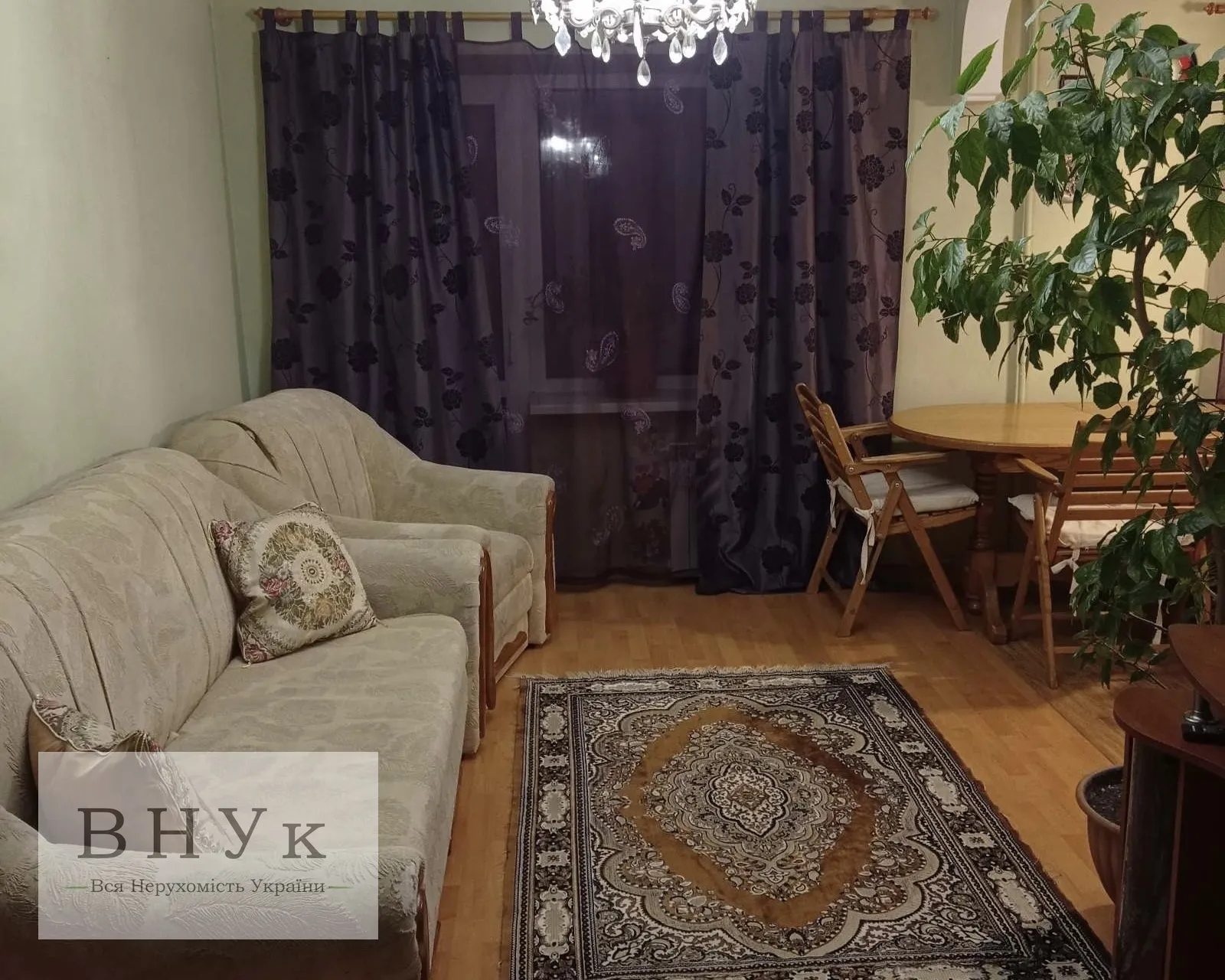 Продаж квартири 2 кімнати, 45 m², 5 пов./6 поверхів. Руська вул., Тернопіль. 