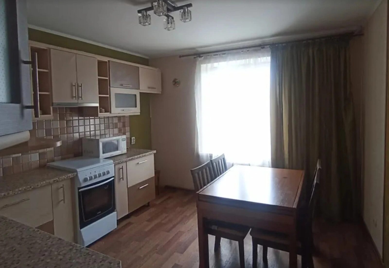 Apartments for sale. 1 room, 33 m², 8th floor/9 floors. Bam, Ternopil. 