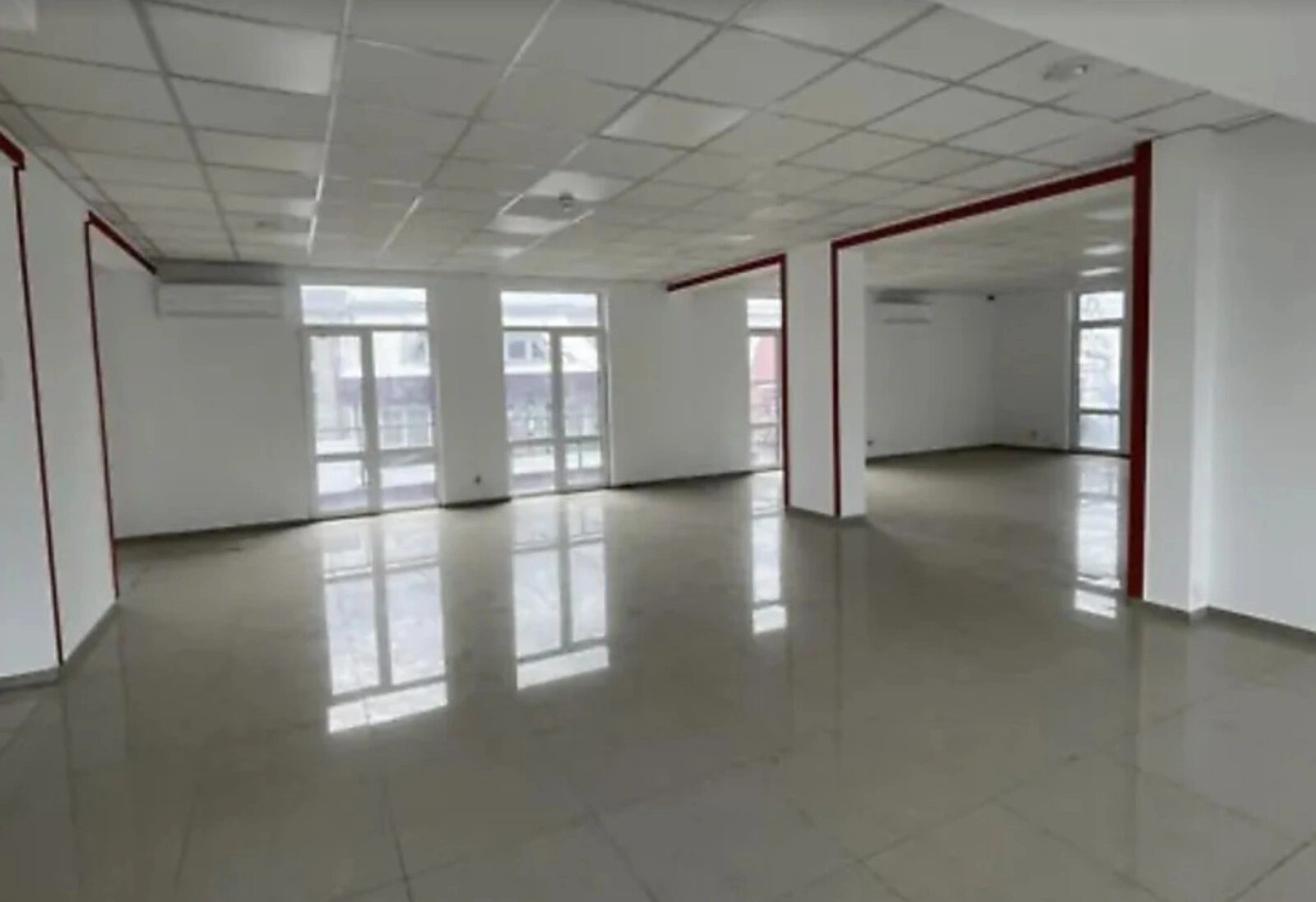 Продам нерухомість під комерцію. 450 m², 2nd floor/4 floors. Дружба, Тернопіль. 