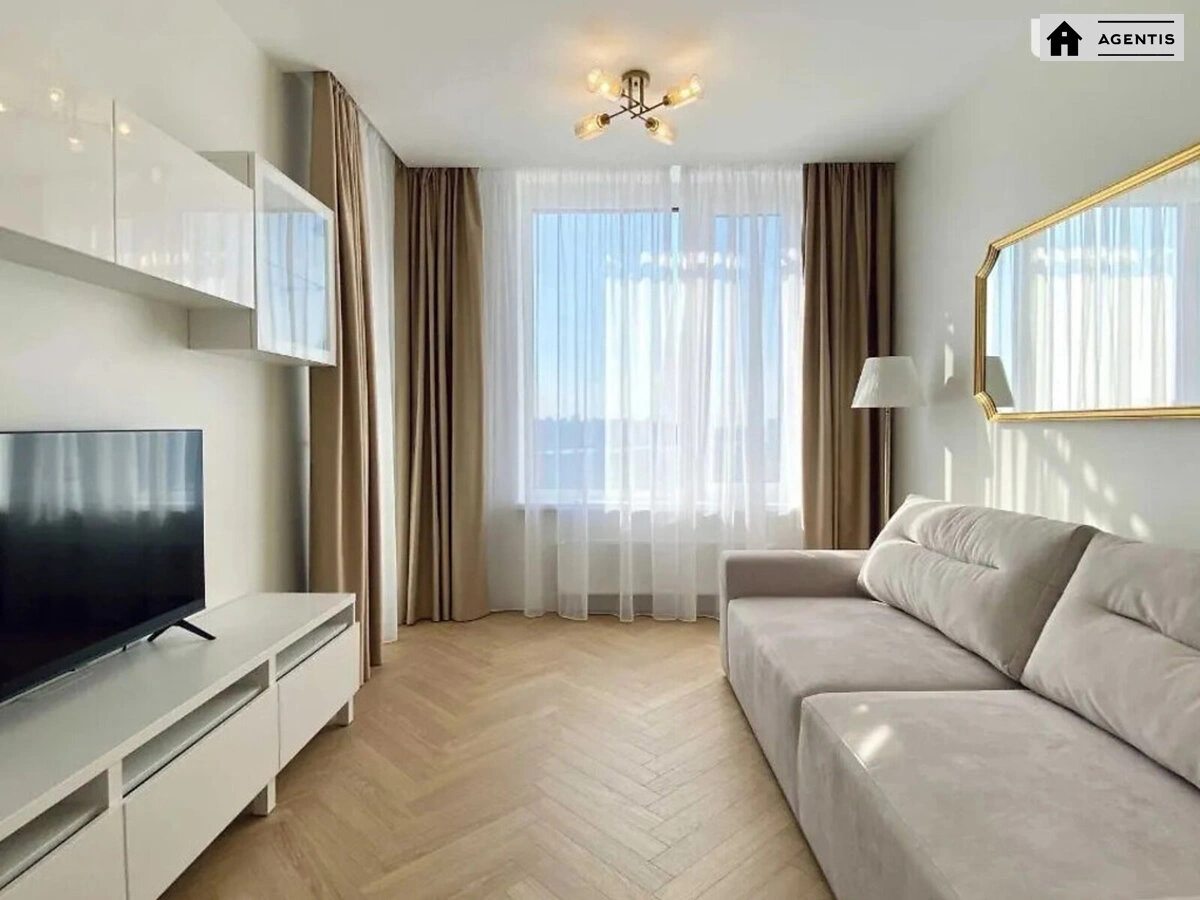 Apartment for rent. 2 rooms, 70 m², 18 floor/25 floors. 20, Dniprovska embankment 20, Kyiv. 