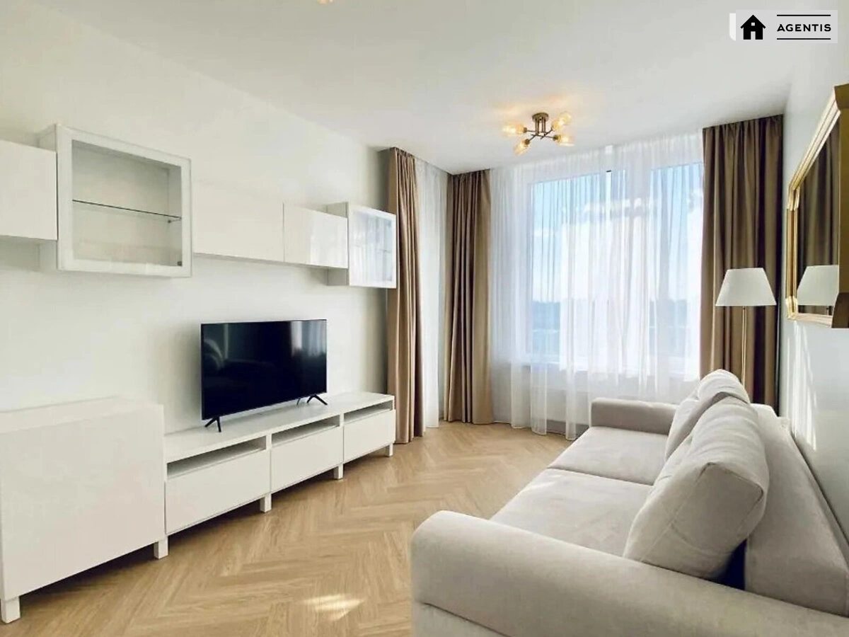 Apartment for rent. 2 rooms, 70 m², 18 floor/25 floors. 20, Dniprovska embankment 20, Kyiv. 