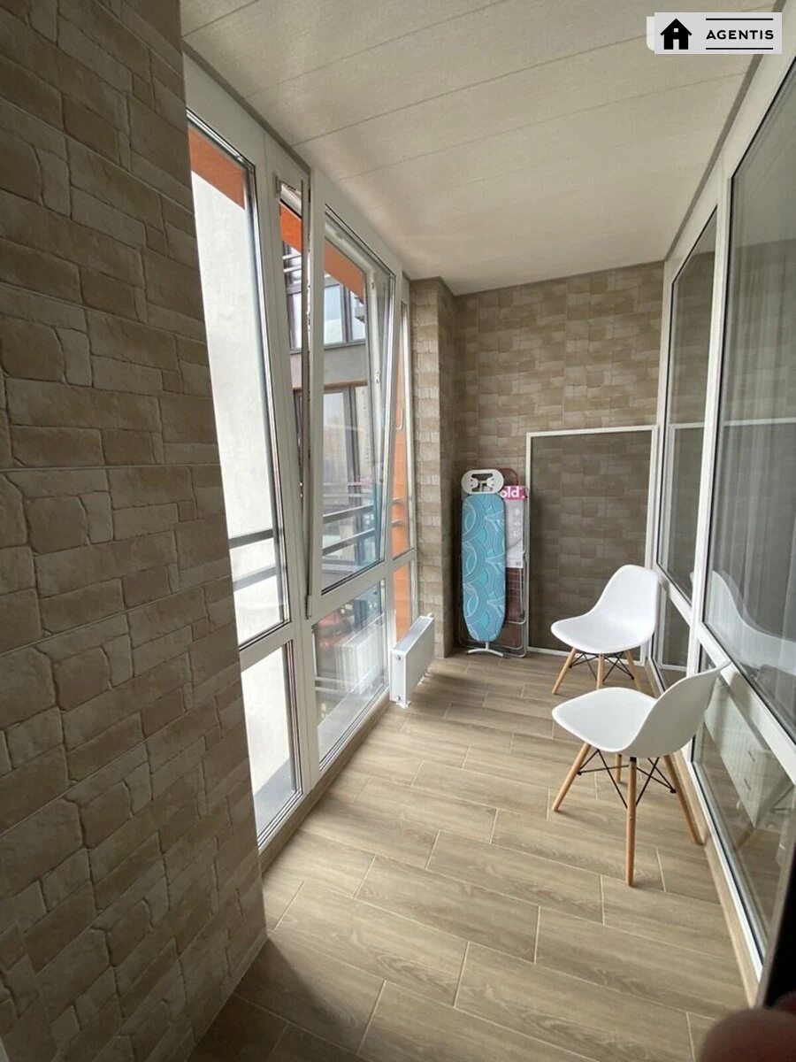 Apartment for rent. 1 room, 45 m², 5th floor/25 floors. 16, Dniprovska embankment 16, Kyiv. 