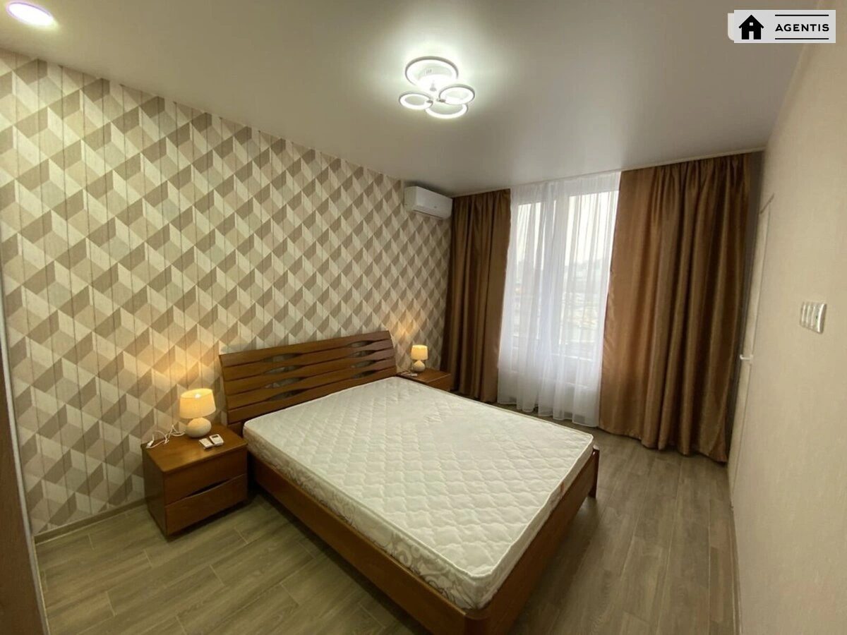 Apartment for rent. 1 room, 45 m², 5th floor/25 floors. 16, Dniprovska embankment 16, Kyiv. 