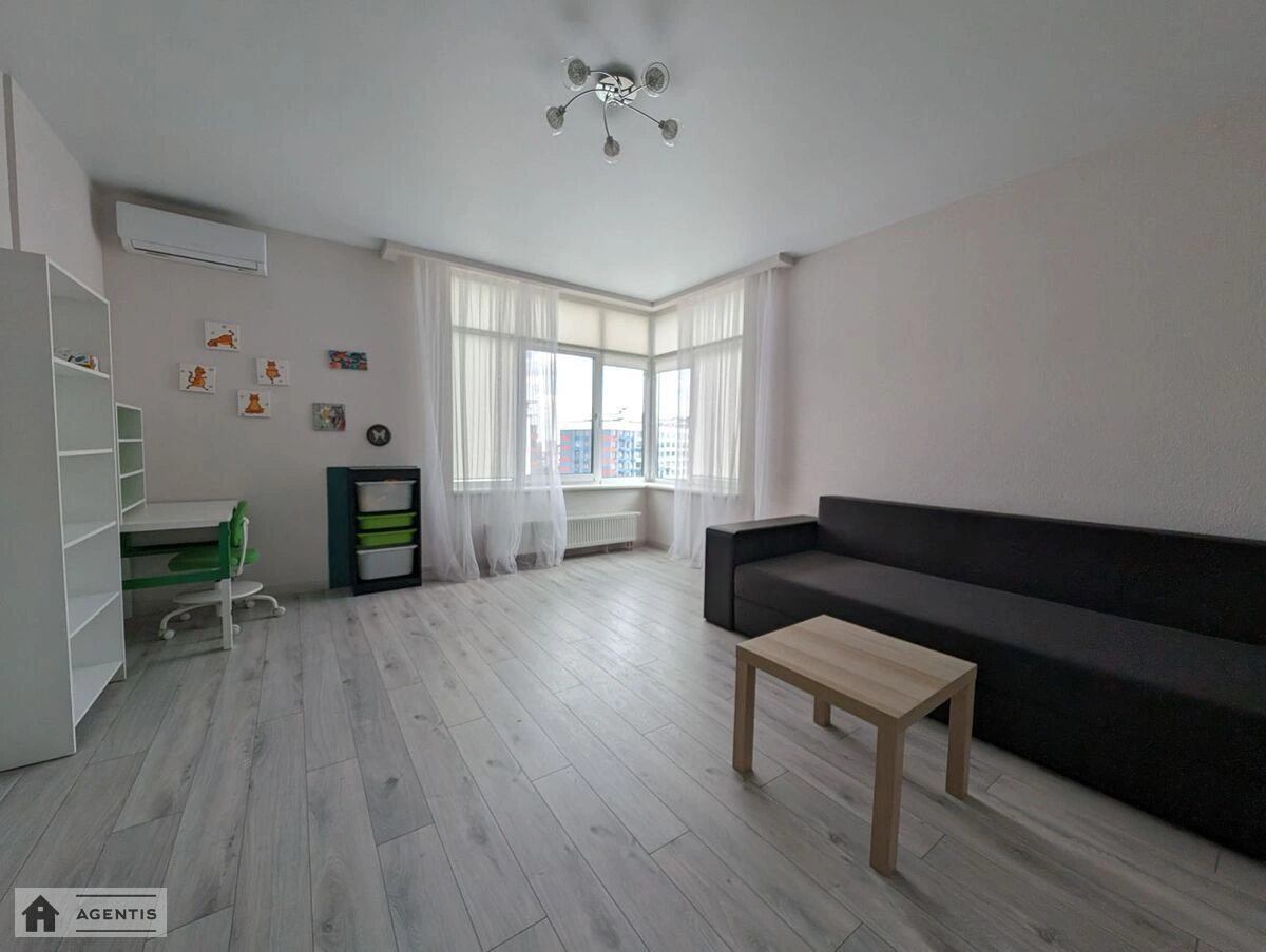 Apartment for rent. 2 rooms, 72 m², 24 floor/25 floors. 6, Yevhena Sverstyuka vul. Maryny Raskovoyi, Kyiv. 