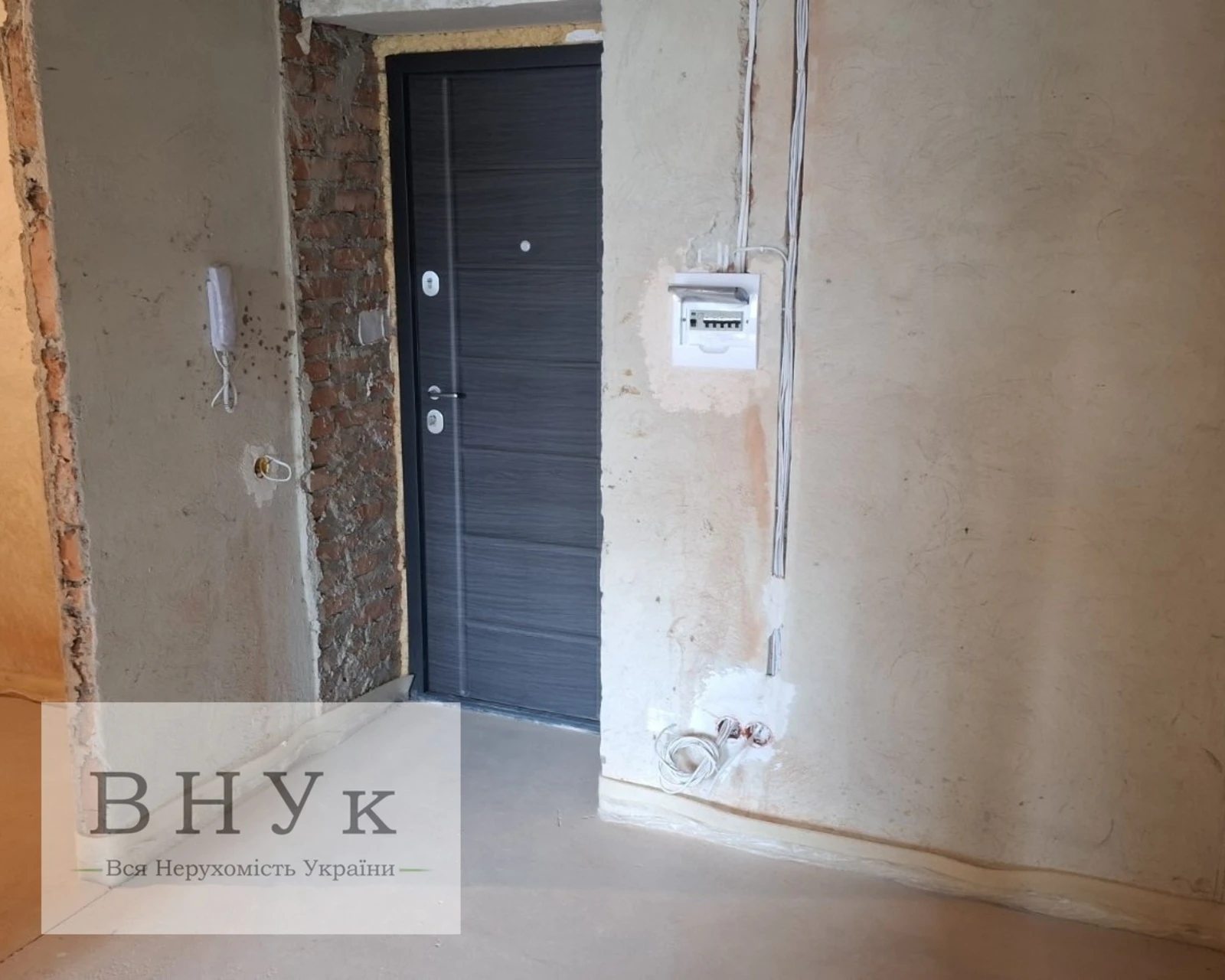 Apartments for sale. 1 room, 44 m², 8th floor/10 floors. Illyenka , Ternopil. 