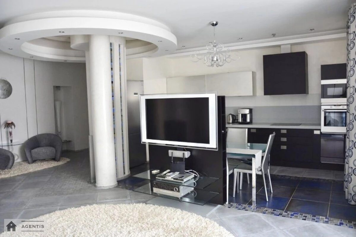 Apartment for rent. 4 rooms, 163 m², 5th floor/15 floors. 6, Volodymyra Ivasyuka prosp. Heroyiv Stalinhrada, Kyiv. 