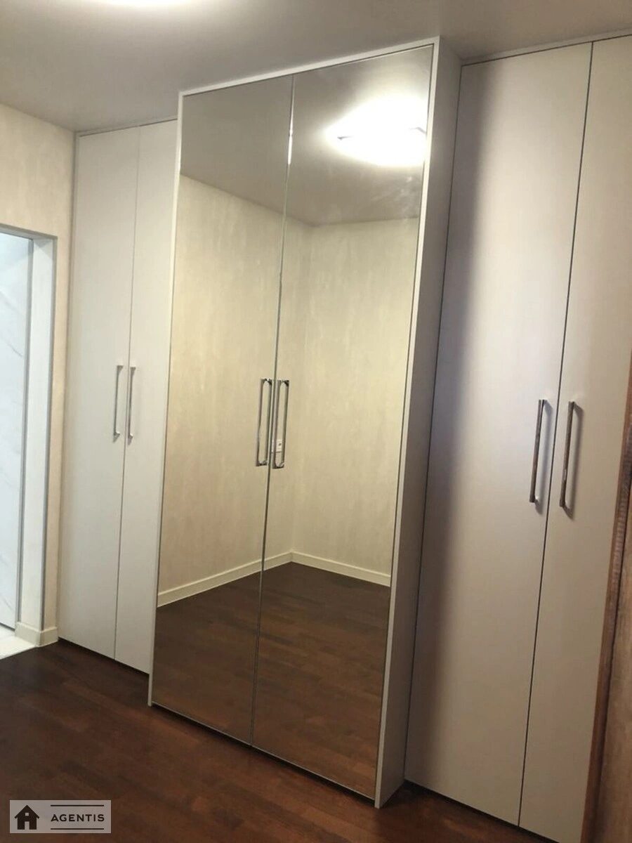 Apartment for rent. 2 rooms, 50 m², 9th floor/9 floors. Revutckogo, Kyiv. 