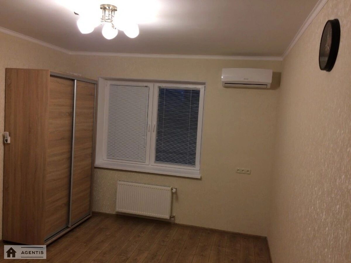 Здам квартиру. 1 room, 45 m², 10th floor/20 floors. 14, Нижньоключова 14, Київ. 