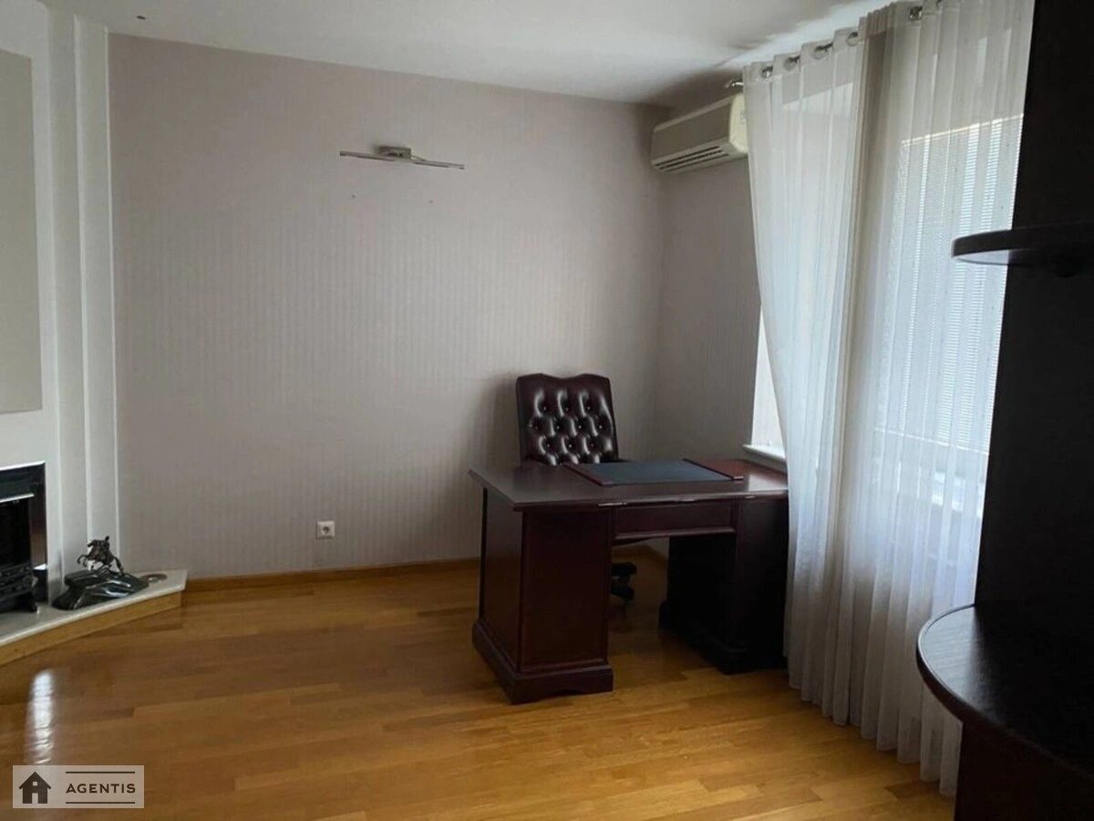 Apartment for rent 3 rooms, 170 m², 3rd fl./8 floors. 24, Volodymyra Ivasyuka prosp. Heroyiv Stalinhrada, Kyiv. 