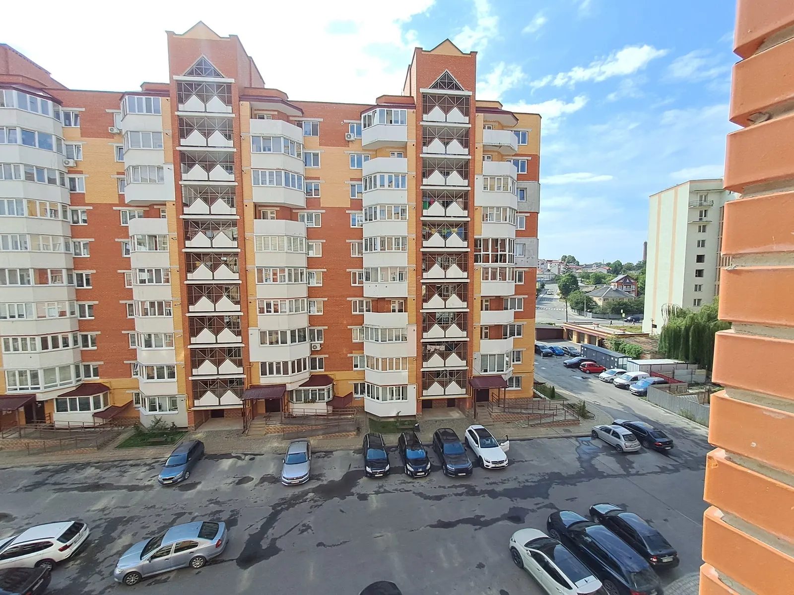 Продаж квартири 2 кімнати, 58 m², 5 пов./10 поверхів. 7, Галицька вул., Тернопіль. 