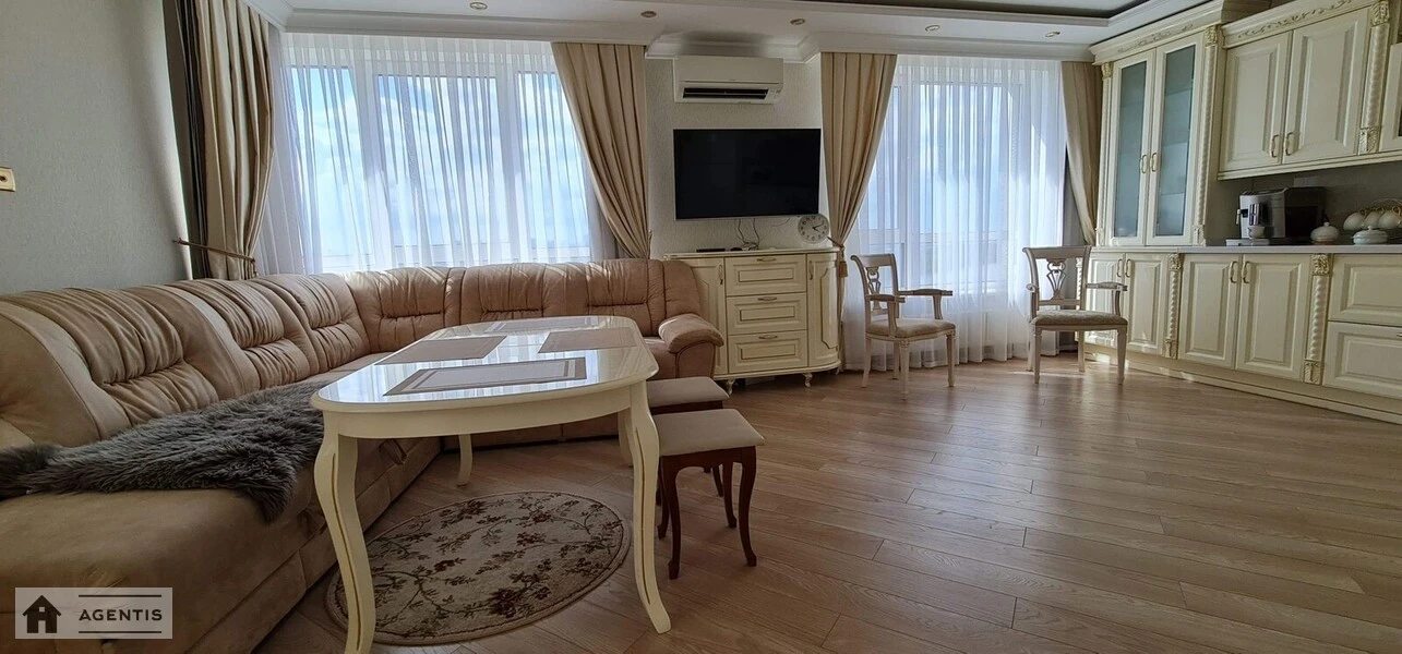 Сдам квартиру. 2 rooms, 63 m², 14 floor/25 floors. 1, Миколи Бажана просп., Киев. 
