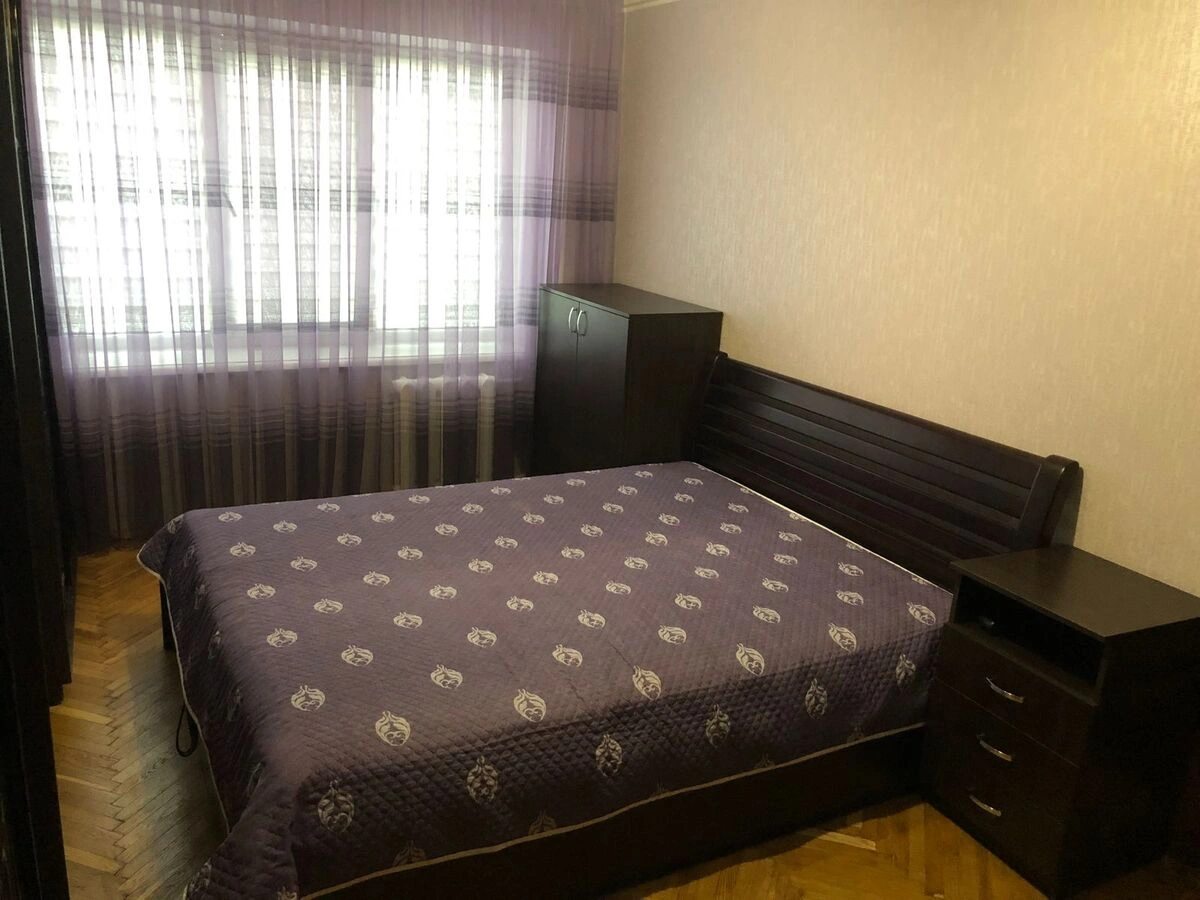 Здам квартиру. 2 rooms, 60 m², 2nd floor/5 floors. 5, Леся Курбаса 5, Київ. 