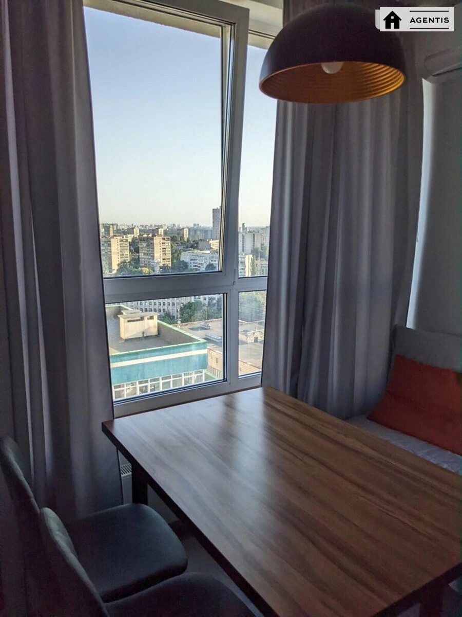 Здам квартиру. 2 rooms, 76 m², 20 floor/25 floors. 33, Митрополита Василя Липківського вул. (Урицького), Київ. 