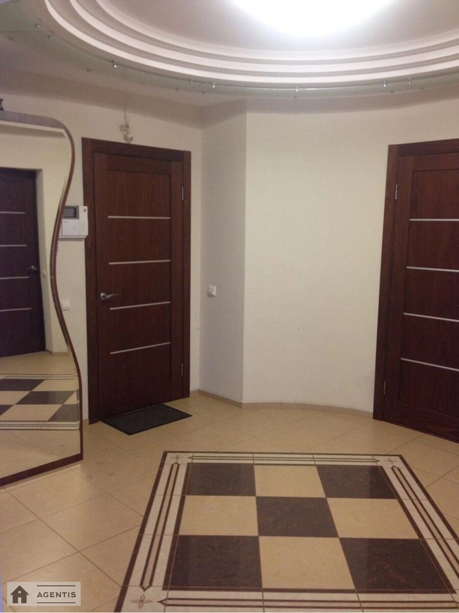 Apartment for rent. 2 rooms, 66 m², 26 floor/28 floors. 13, Anny Akhmatovoyi vul., Kyiv. 