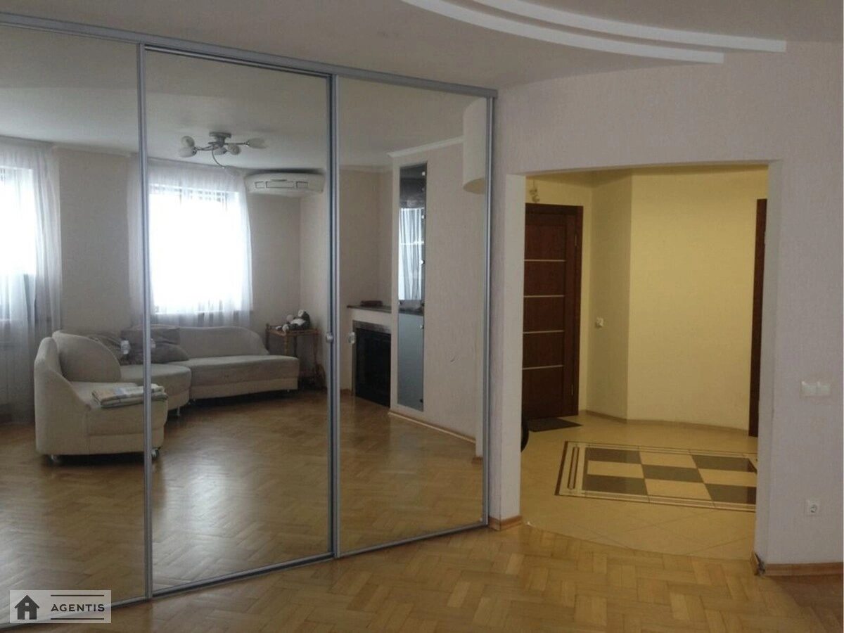 Apartment for rent. 2 rooms, 66 m², 26 floor/28 floors. 13, Anny Akhmatovoyi vul., Kyiv. 