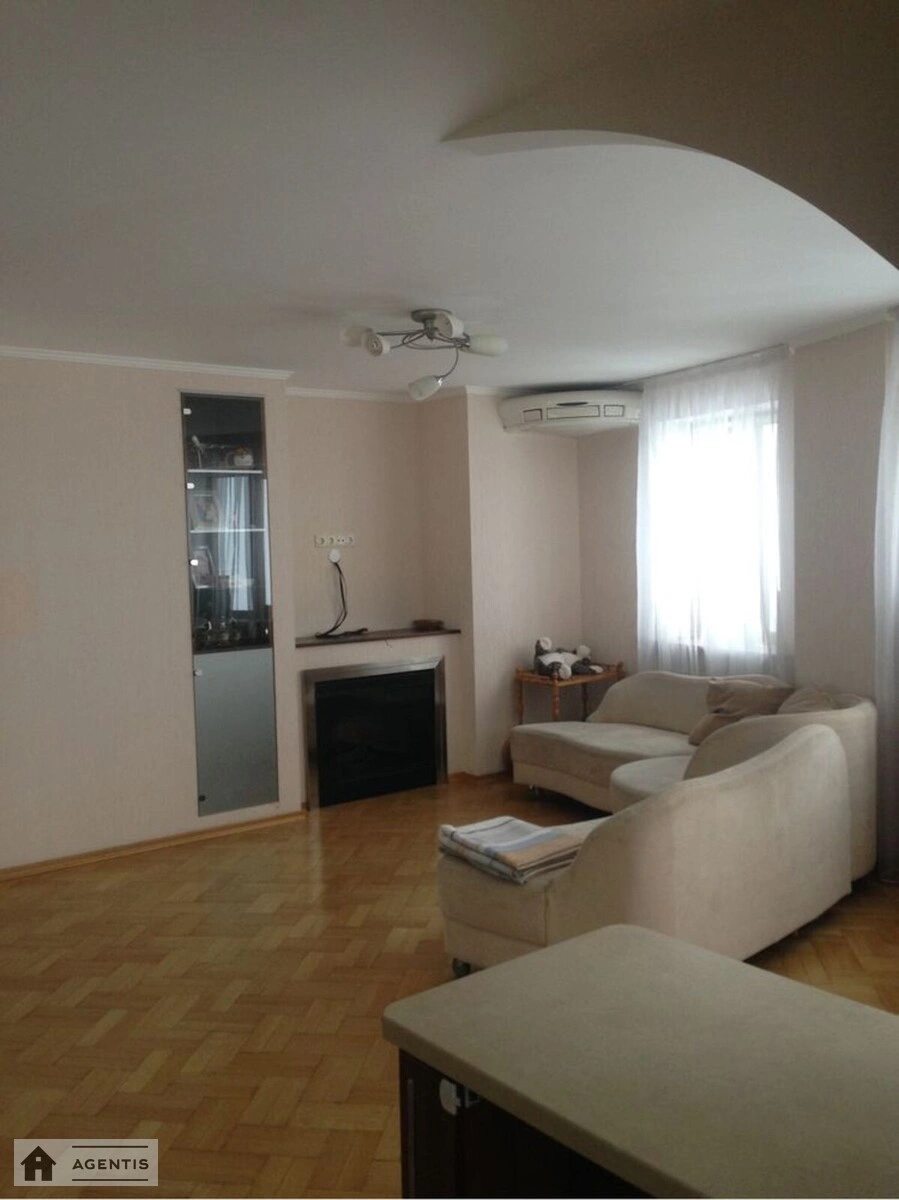 Apartment for rent. 2 rooms, 66 m², 26 floor/28 floors. 13, Anny Akhmatovoyi vul., Kyiv. 