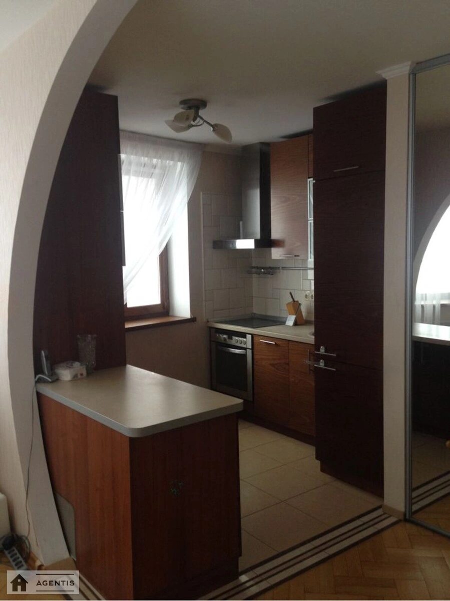 Apartment for rent. 2 rooms, 66 m², 26 floor/28 floors. 13, Anny Akhmatovoyi vul., Kyiv. 