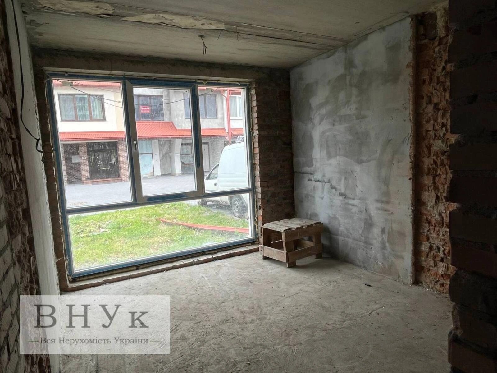 Продаж квартири. 2 rooms, 69 m², 1st floor/3 floors. Козацька вул., Тернопіль. 